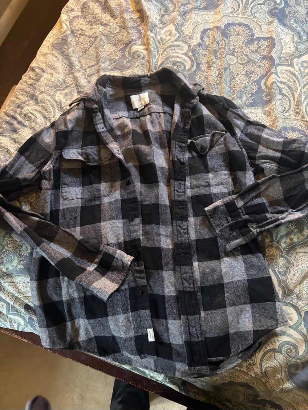 American Eagle Outfitters Black and Gray Buffalo Plaid Button-Up Shirt